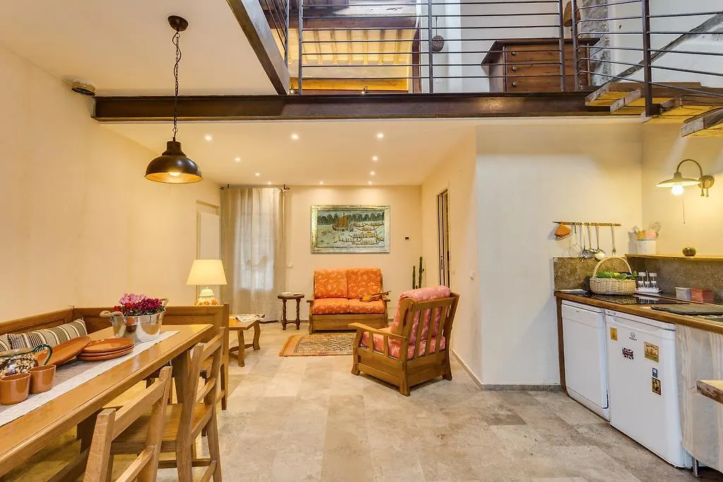Farm stay Agriturismo Le Canterie Radicondoli Italy
