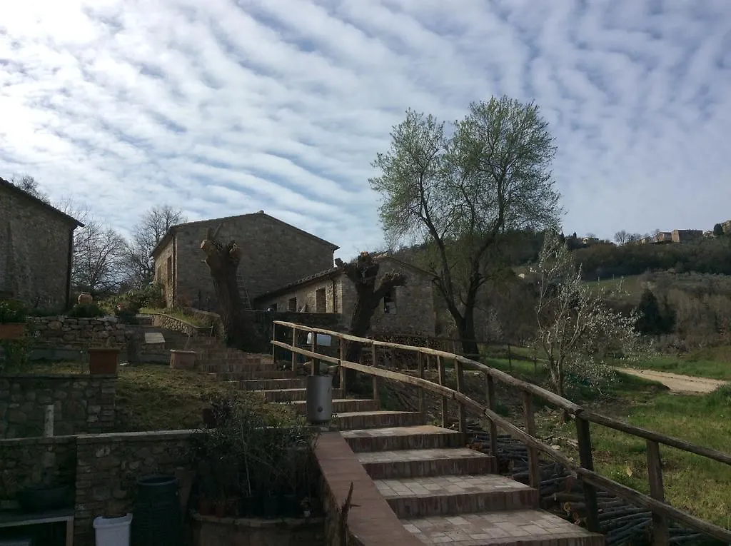 Farm stay Agriturismo Le Canterie Radicondoli Italy