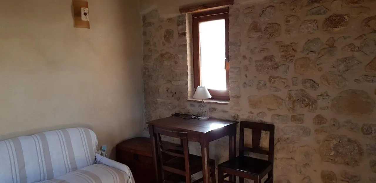 Farm stay Agriturismo Le Canterie Radicondoli Italy